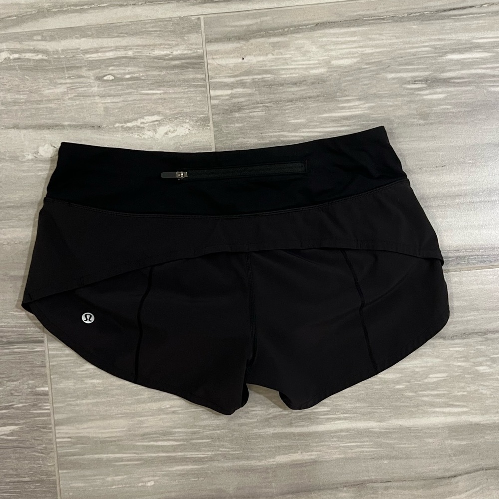 Lululemon Speed Up black shorts low rise